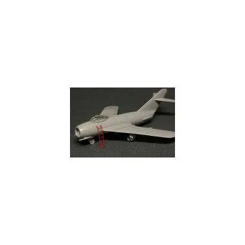Plastikový model 1/144 MiG-15/17 step ladder, two types (ATT/EDU)