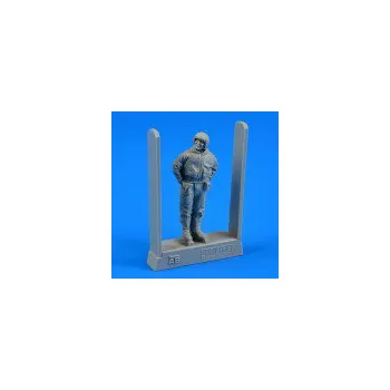 Plastikový model 1/48 Soviet air force fighter pilot - winter suit