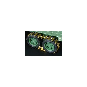 Plastikový model 1/48 Gaz-AAA snow/mud tracks (UMM)