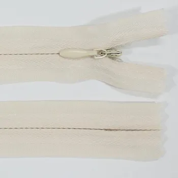 Zip Zip skrytý 3mm délka 20cm, barva 306